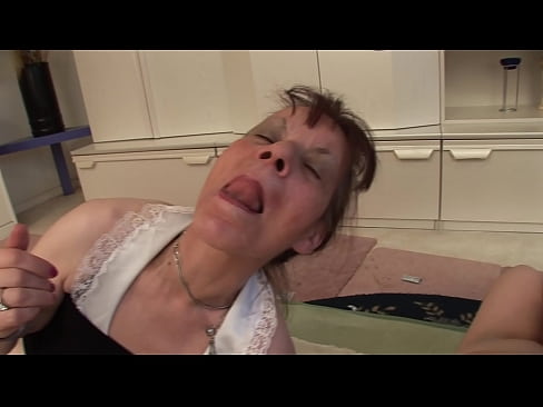 ❤️ Due nonne e un nonno fanno una cosa a tre Porno vkal it.vegasservice.ru ❤️