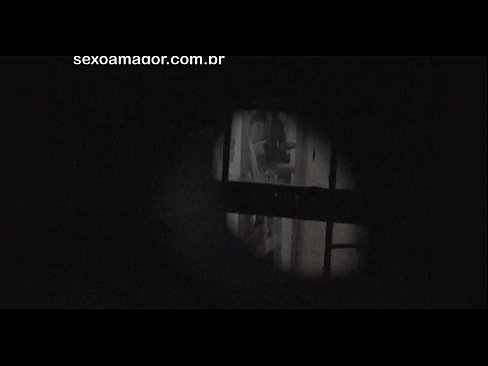 ❤️ Blondie viene segretamente filmato da un voyeur del quartiere nascosto dietro mattoni cavi Porno vkal it.vegasservice.ru ❤️